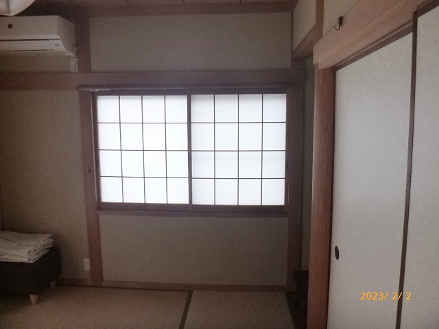 和室腰窓取付前