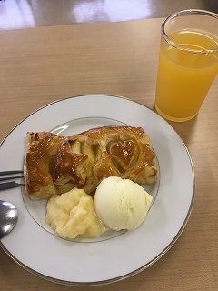 おはなしたべちゃえ!