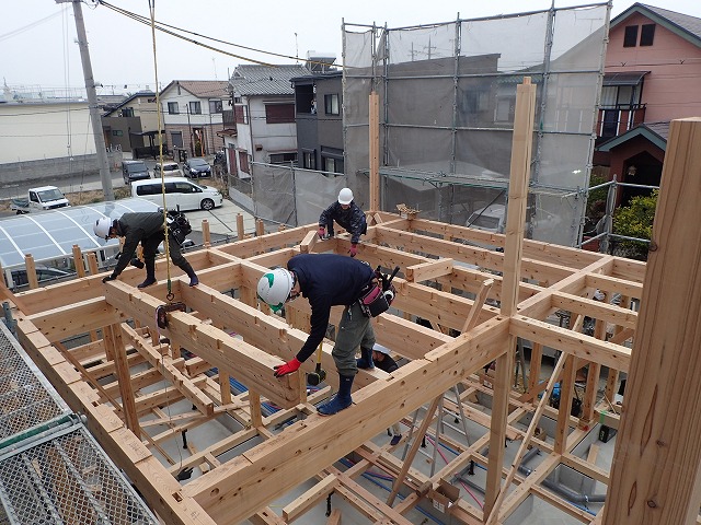 新築構造体組立（西明石　木の家　建前・上棟）