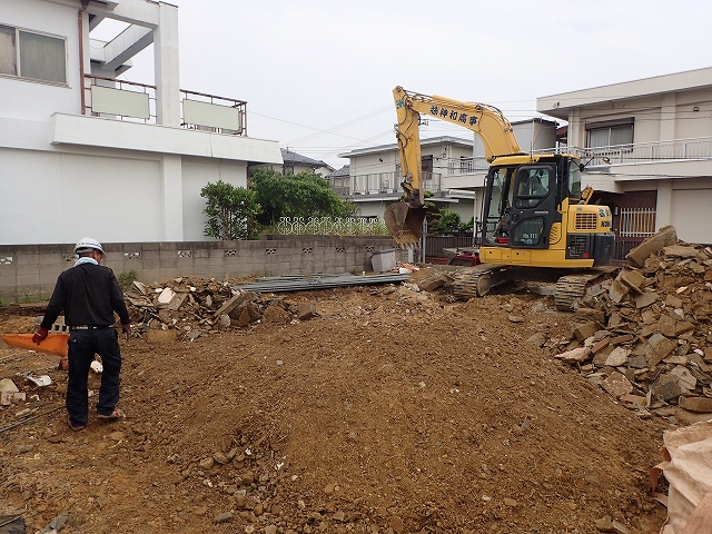 解体工事 明石市 注文住宅新築建て替え工事着工