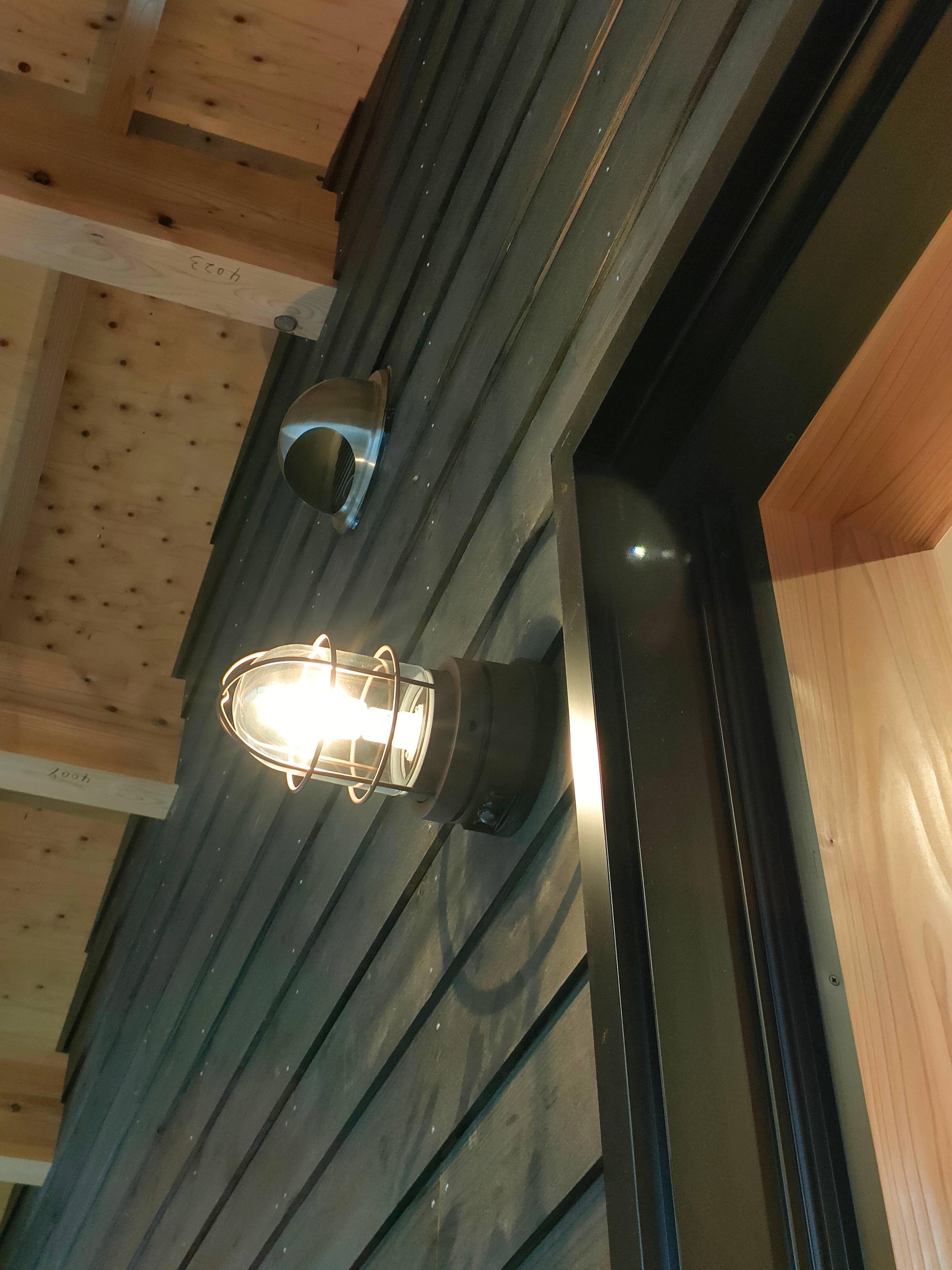平屋施工例 玄関ライト
